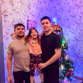 Конкурсная работа Мой папа самый лучший друг , так люблю тепло его я рук ,,